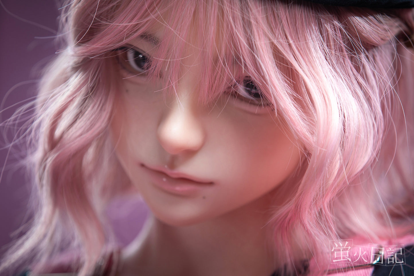 蛍火日記-菜々子 フルシリコン製 ぬいぐるみを抱えている ピンクの髪 可愛い女の子  ラブドール